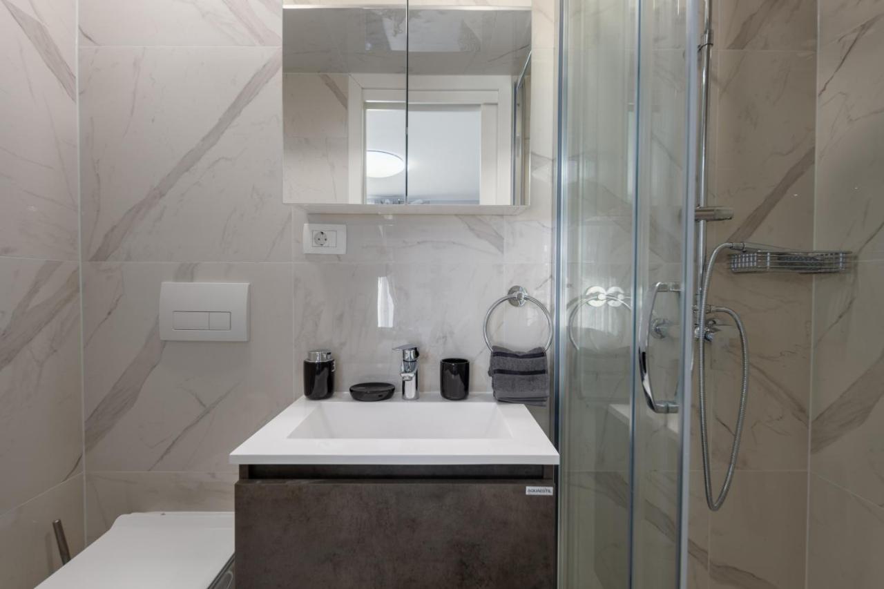 Apartment & Rooms Forever 2 Fiume Esterno foto